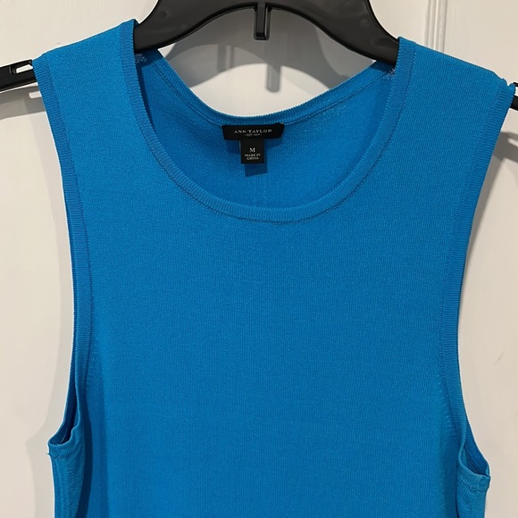 Ann Taylor Shell - Picture 2 of 2